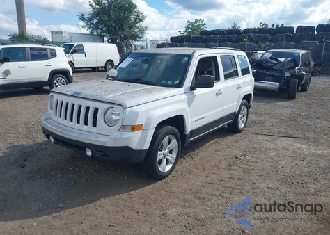 2015 Jeep Patriot Latitude из США, поврежденный, VIN 1C4NJRFB4FD125701